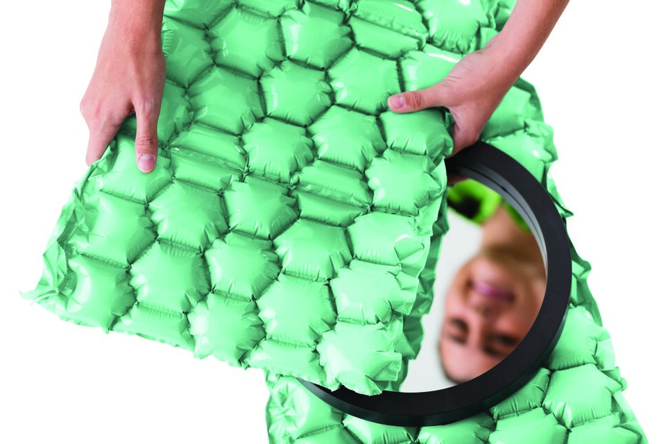 AirPouch FastWrap High Loft wrapping mirror1