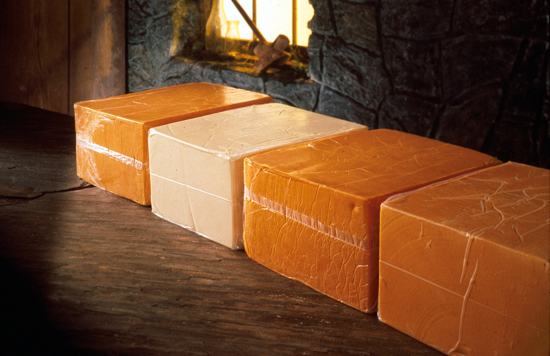 lay-flat-pouch-40lb-cheese-blocks