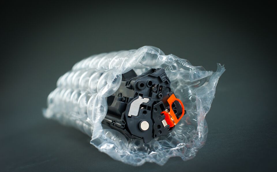 Inflatable Pouch with Mechanical Part
