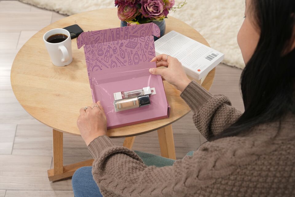 Korrvu Lifestyle Tabletop Retention Cosmetics