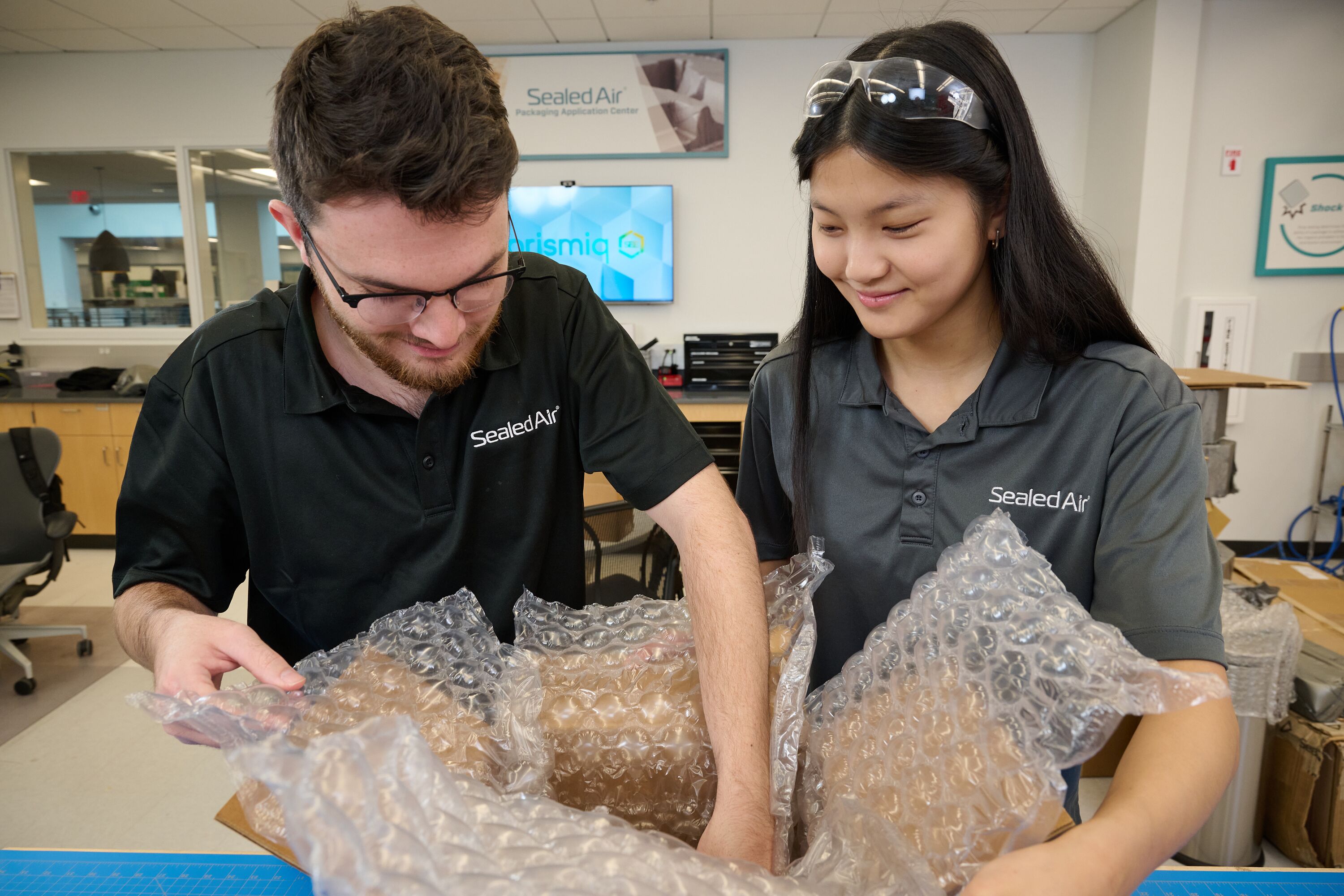packaging-applications-center-cr8-lab_11