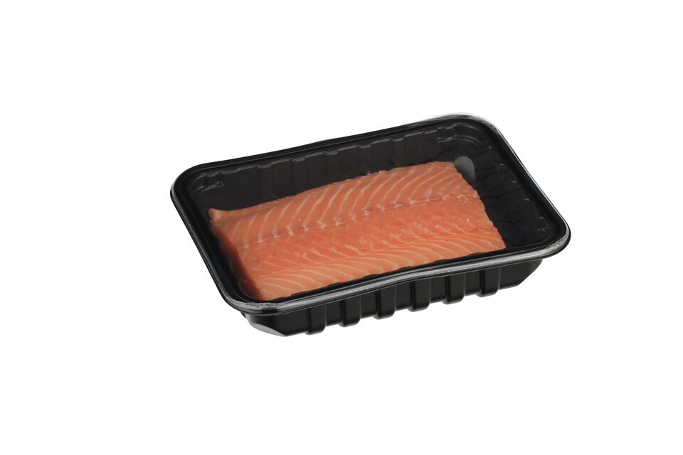 LID-Film-Salmon-with-Black-Rigid-Tray_02