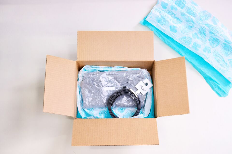Fulfillment-Apparel Accessories-Personal Care-Images-Decorative-Paper-246