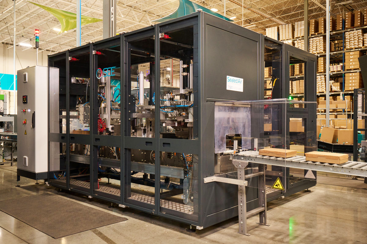 Fulfillment-Automation-I-Pack-UPS-Louisville-image-full-line-automation-global-36