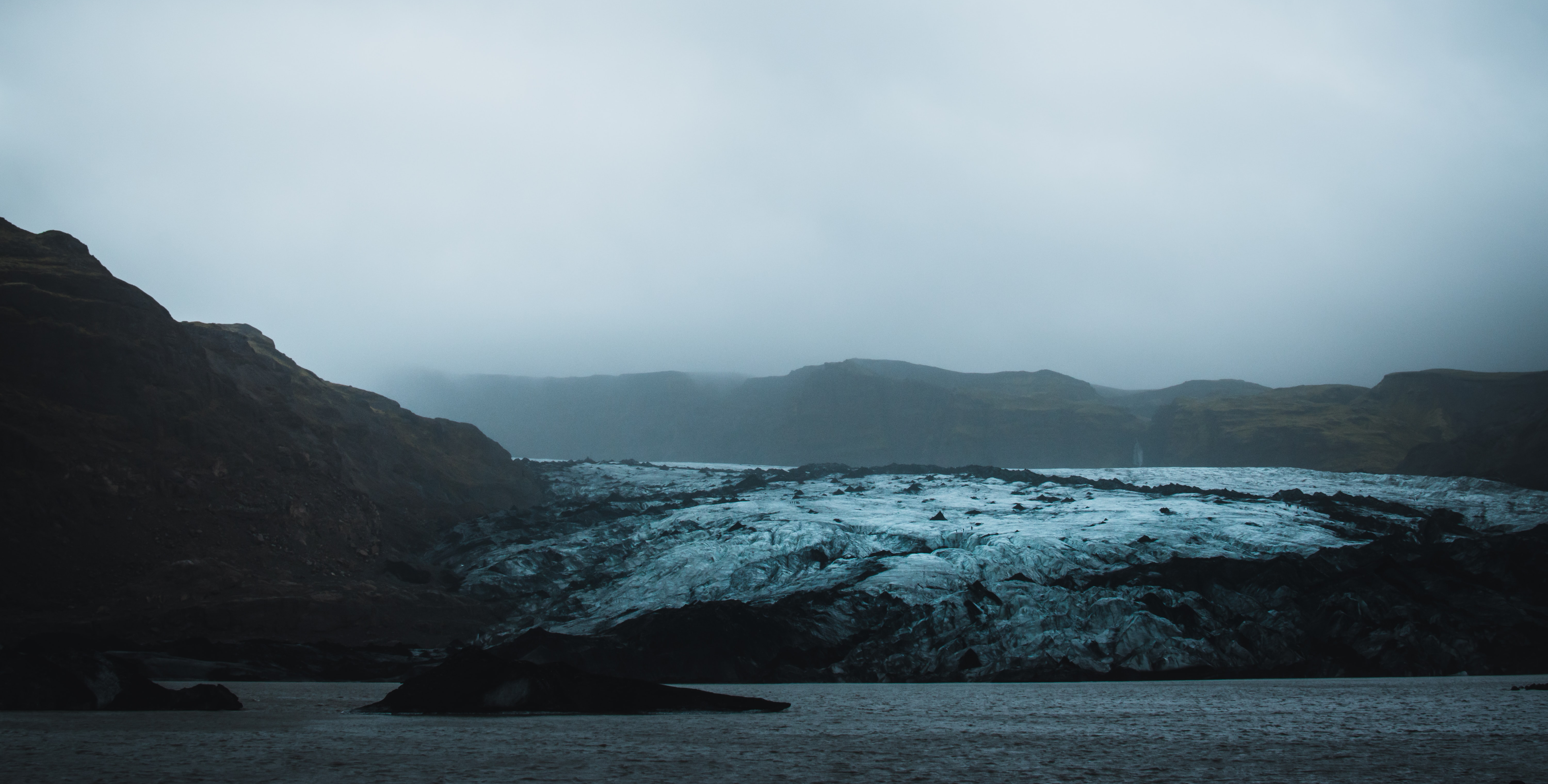 florian-olivo-PBgJ6c1e3Ng-unsplash-cropped