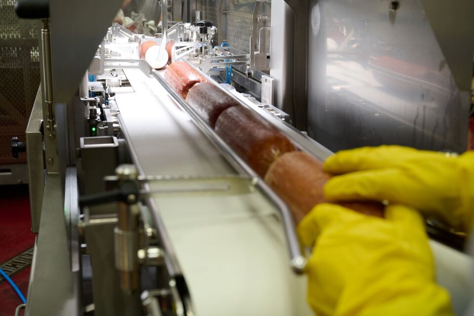 BL75-automated-bag-loader-pepperoni-4-1280x854