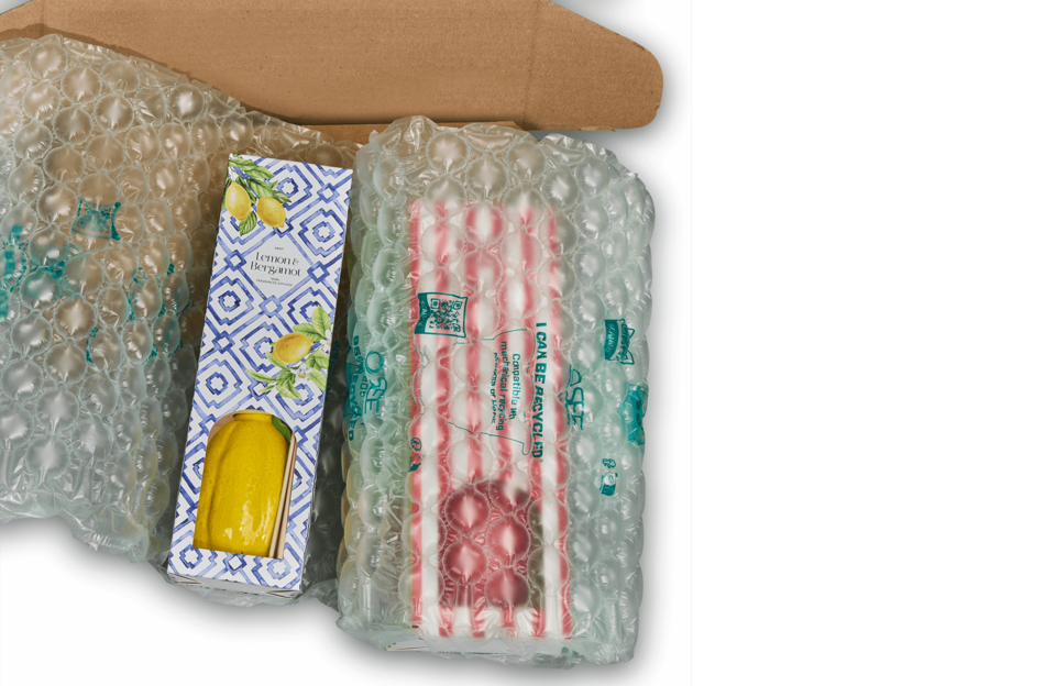 PROT_Inflatable-Recycled-Content-Cushioning_Perfume_EMEA_1025