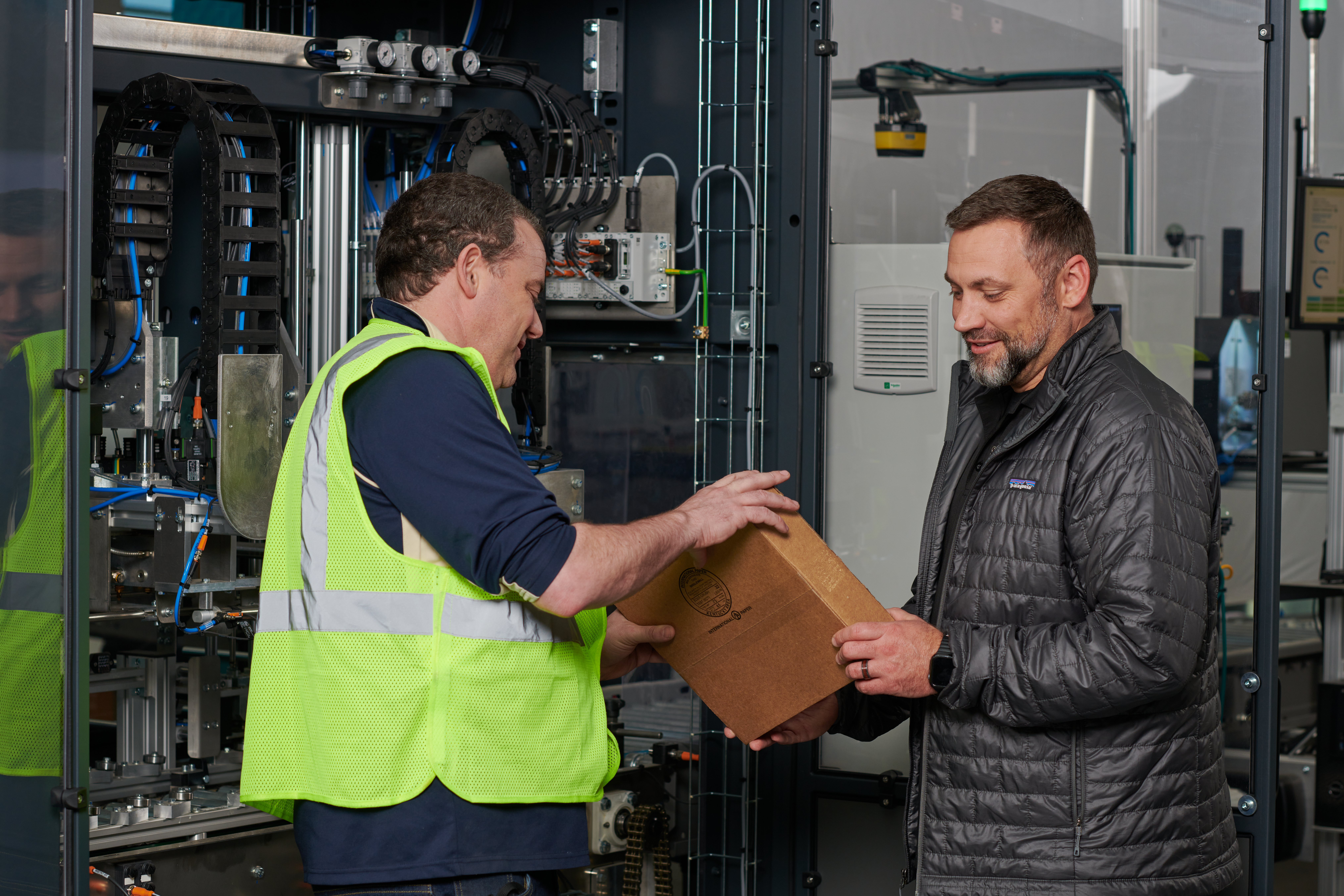 ecube-customer-candid-warehouse-3-cf